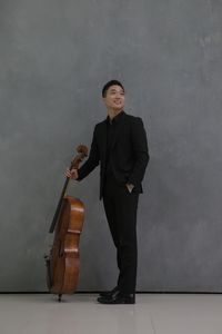 Christopher MinJae Sul, freischaffender Cellist im Charis Quartett